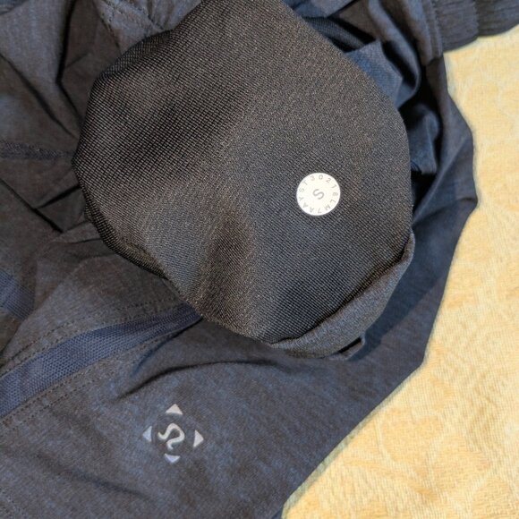 Lululemon Men Pace Breaker Out Of Mind Liner 9" - Sz S - Picture 3 of 3